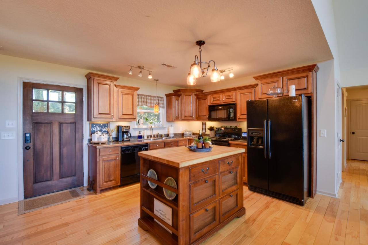Lakemont Retreat Game Room, Hot Tub, And Mtn Views! Esterno foto